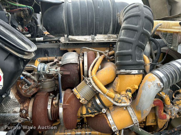 image for item KW9181 2008 Kenworth T660  semi truck