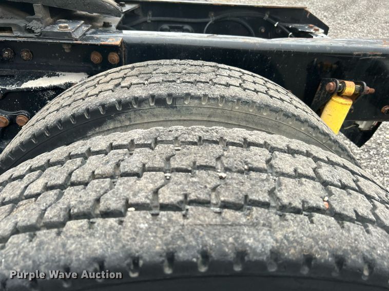 image for item KW9181 2008 Kenworth T660  semi truck