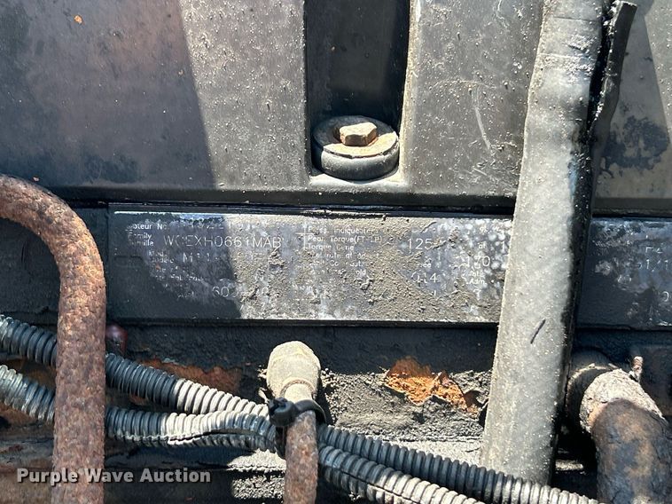 image for item KW9186 1999 Freightliner FLD  semi truck