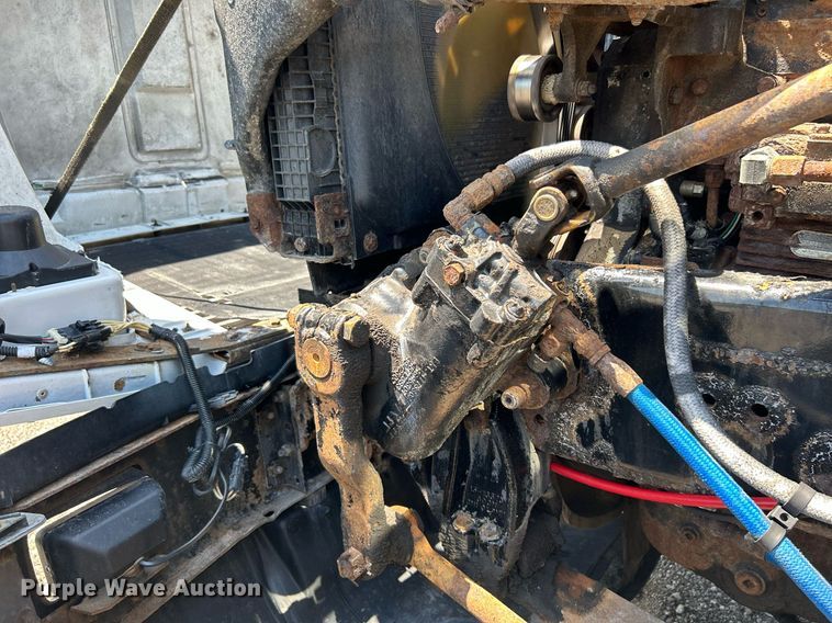 image for item KW9186 1999 Freightliner FLD  semi truck