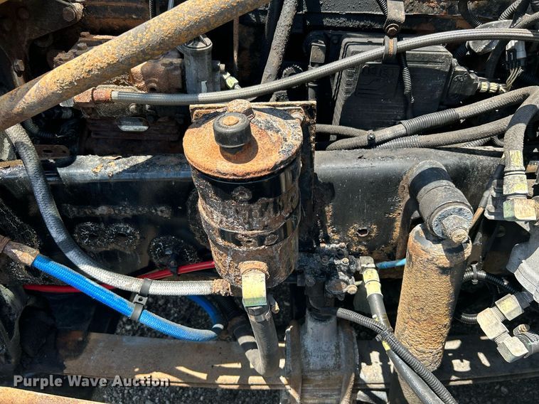 image for item KW9186 1999 Freightliner FLD  semi truck