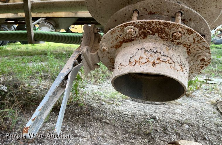 image for item LB9020 1968 Fruehauf  pneumatic dry bulk trailer