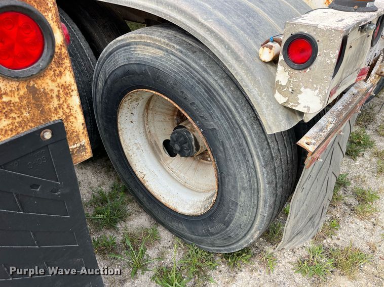 image for item LB9021 1974 Fruehauf  pneumatic dry bulk trailer