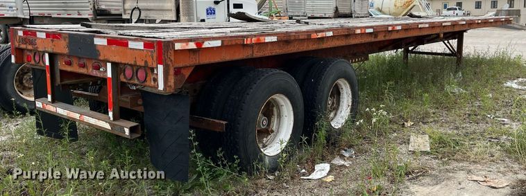 image for item LB9023 1972 Fontaine  flatbed trailer