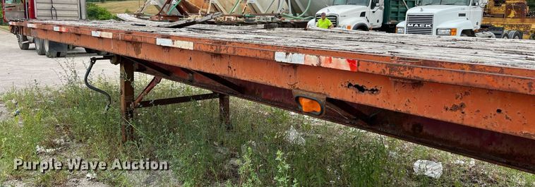 image for item LB9023 1972 Fontaine  flatbed trailer