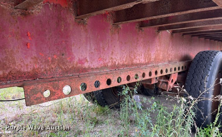 image for item LB9023 1972 Fontaine  flatbed trailer