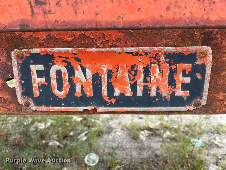 image for item LB9023 1972 Fontaine  flatbed trailer