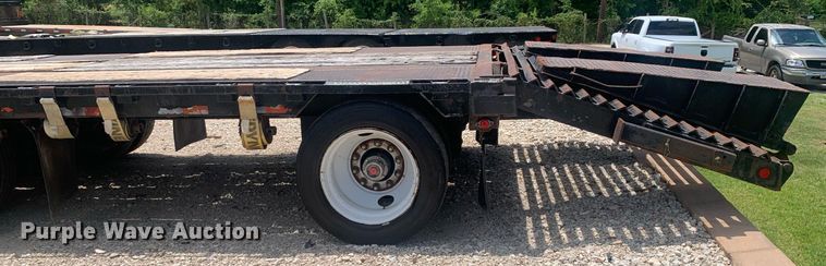 image for item LH9748 1990 Great Dane GPDWSAR-248  drop deck equipment trailer