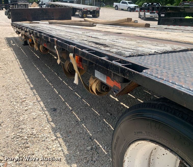 image for item LH9748 1990 Great Dane GPDWSAR-248  drop deck equipment trailer