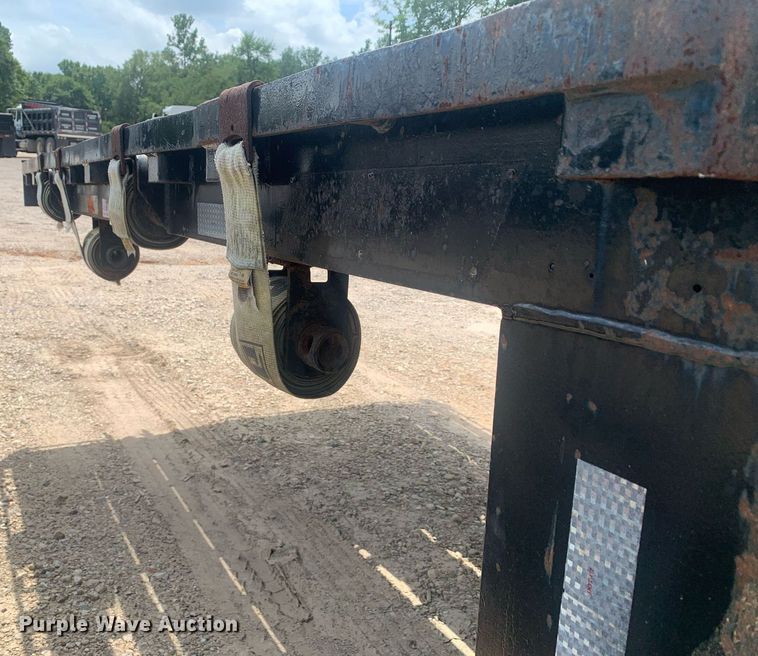 image for item LH9748 1990 Great Dane GPDWSAR-248  drop deck equipment trailer