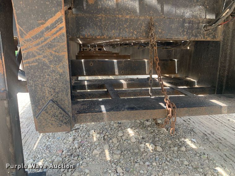 image for item LH9748 1990 Great Dane GPDWSAR-248  drop deck equipment trailer