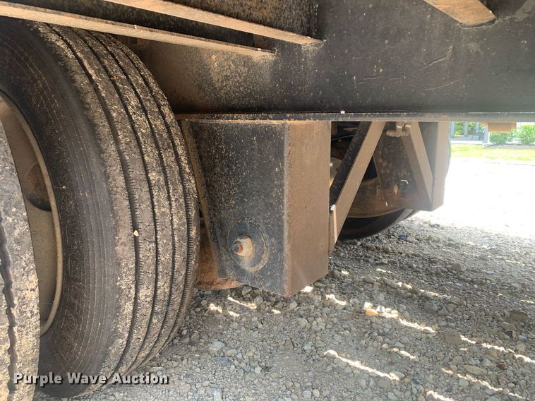 image for item LH9748 1990 Great Dane GPDWSAR-248  drop deck equipment trailer