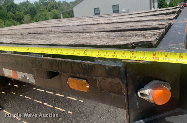 image for item LH9748 1990 Great Dane GPDWSAR-248  drop deck equipment trailer