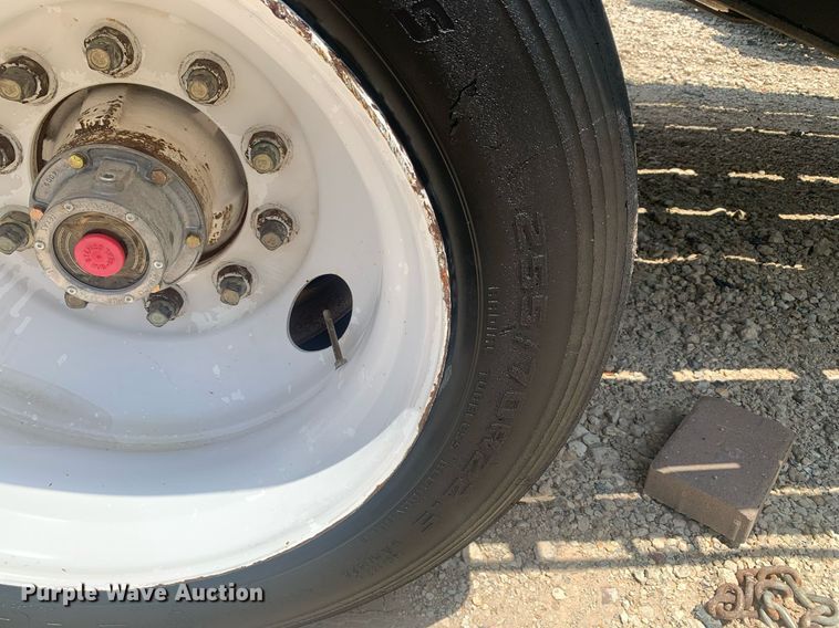 image for item LH9748 1990 Great Dane GPDWSAR-248  drop deck equipment trailer