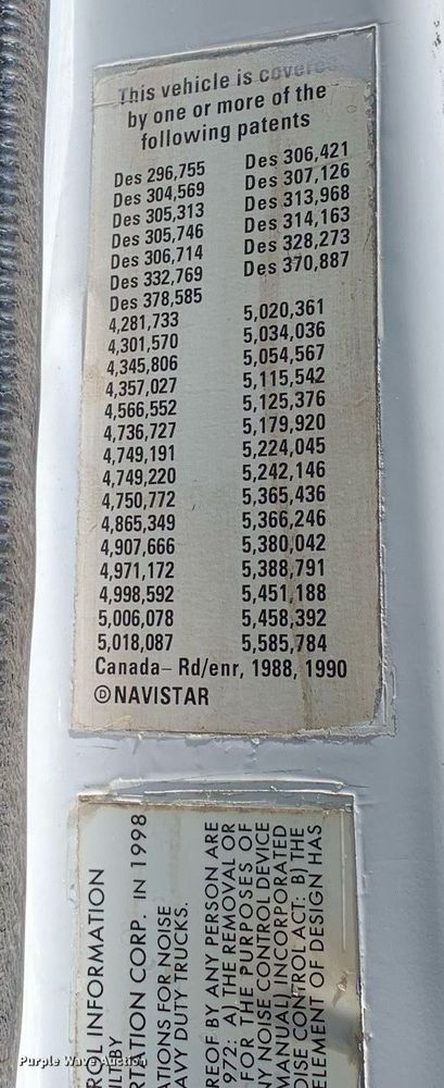 image for item LH9755 1999 International 4900  flatbed truck