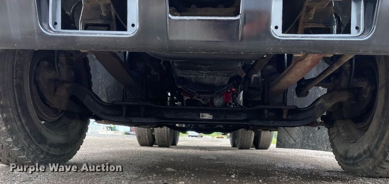 image for item LJ9776 1998 Mack CH613  semi truck