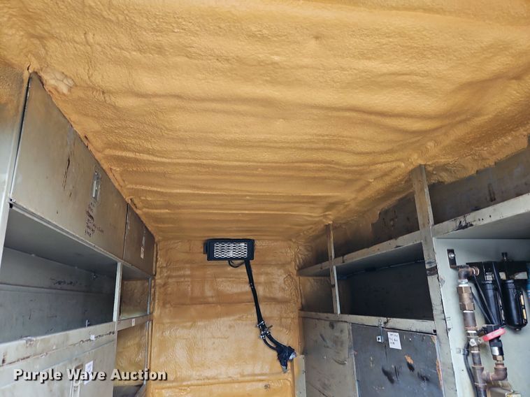 image for item LM9052 2010 Freightliner Business Class M2 106  utility / service truck