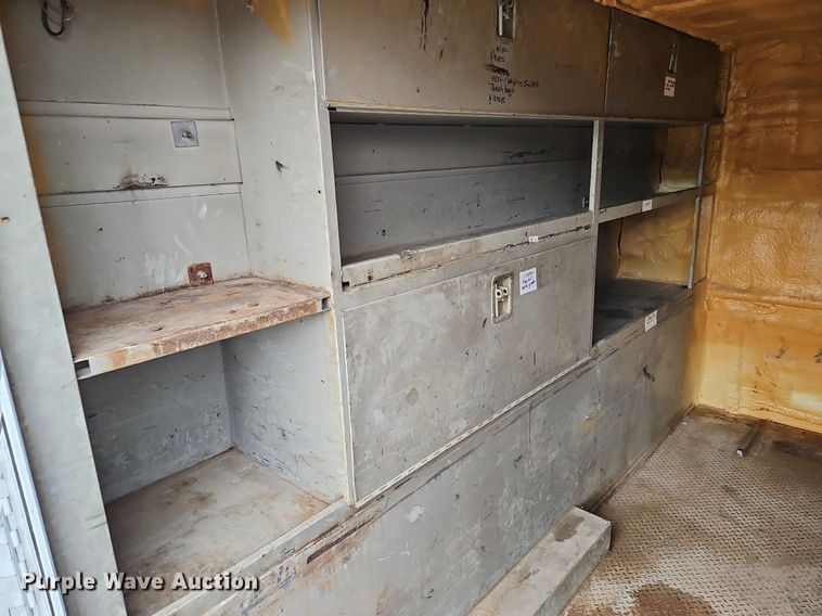 image for item LM9052 2010 Freightliner Business Class M2 106  utility / service truck