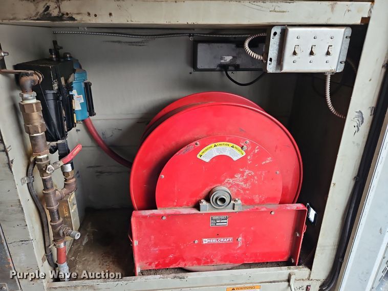 image for item LM9052 2010 Freightliner Business Class M2 106  utility / service truck