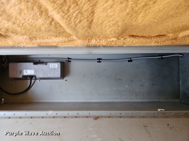 image for item LM9052 2010 Freightliner Business Class M2 106  utility / service truck