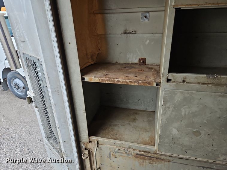 image for item LM9052 2010 Freightliner Business Class M2 106  utility / service truck