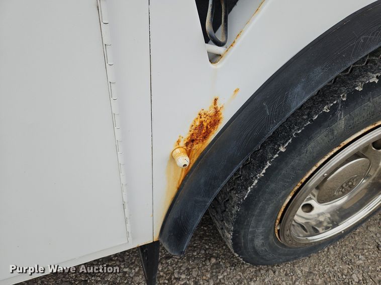 image for item LM9052 2010 Freightliner Business Class M2 106  utility / service truck