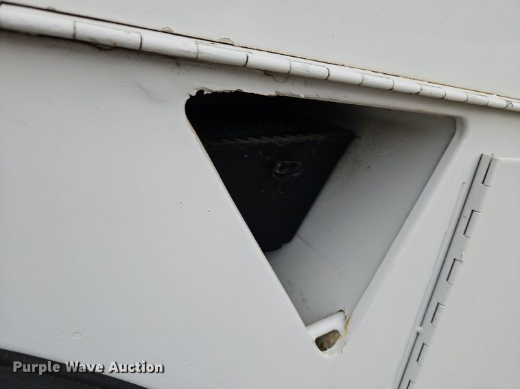 image for item LM9052 2010 Freightliner Business Class M2 106  utility / service truck