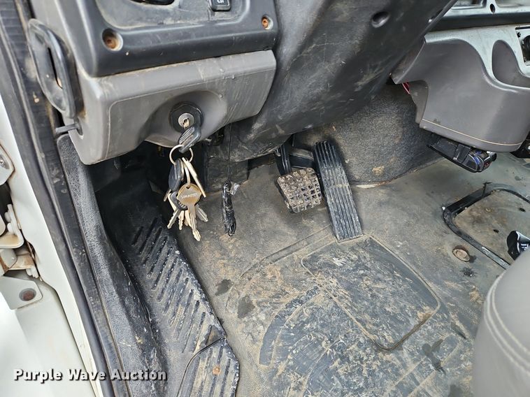 image for item LM9052 2010 Freightliner Business Class M2 106  utility / service truck