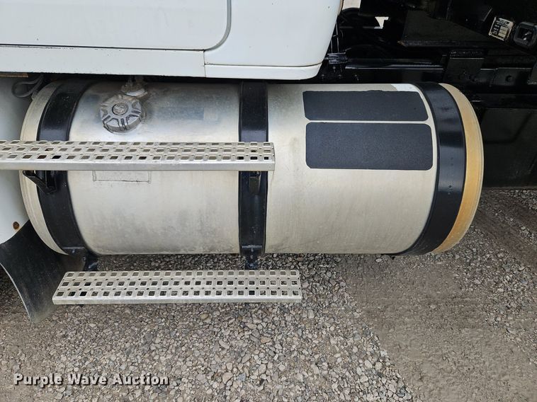 image for item LM9053 1996 Volvo WG  rollback truck