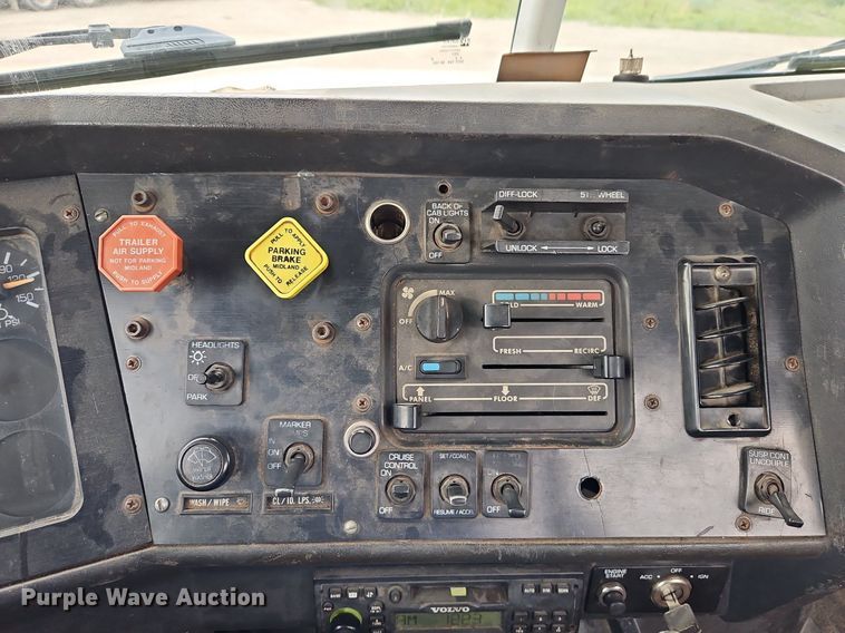 image for item LM9053 1996 Volvo WG  rollback truck