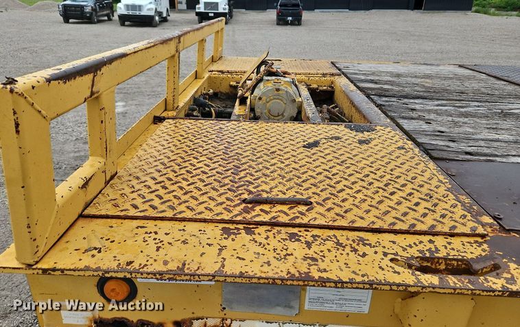 image for item LM9054 1996 Load King  drop deck equipment trailer