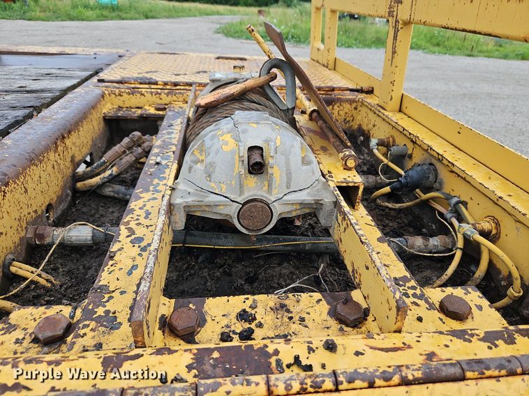 image for item LM9054 1996 Load King  drop deck equipment trailer