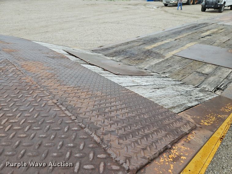 image for item LM9054 1996 Load King  drop deck equipment trailer