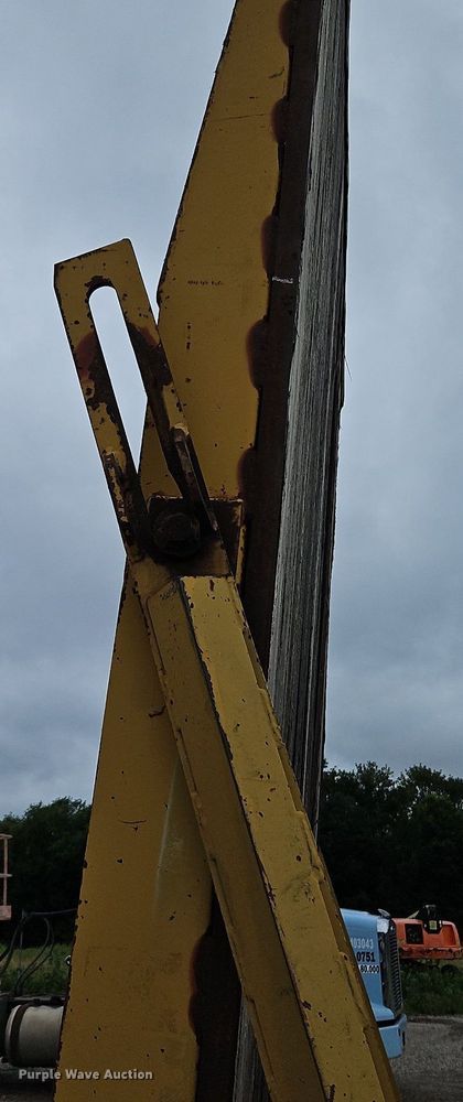 image for item LM9054 1996 Load King  drop deck equipment trailer