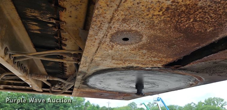 image for item LM9054 1996 Load King  drop deck equipment trailer