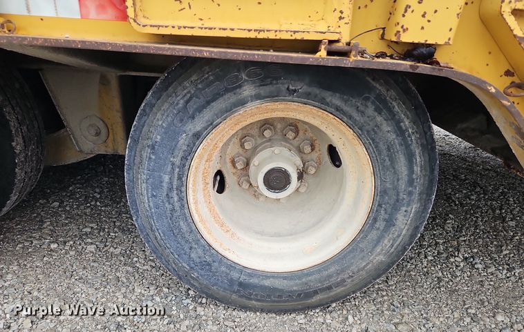 image for item LM9054 1996 Load King  drop deck equipment trailer