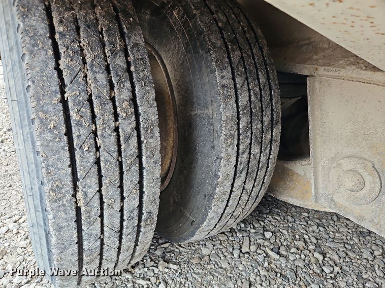 image for item LM9054 1996 Load King  drop deck equipment trailer