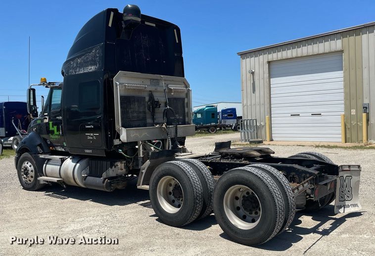 image for item LS9342 2010 International Prostar Premium Eagle  semi truck