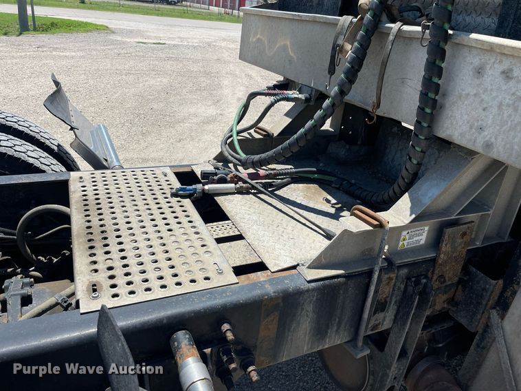 image for item LS9342 2010 International Prostar Premium Eagle  semi truck