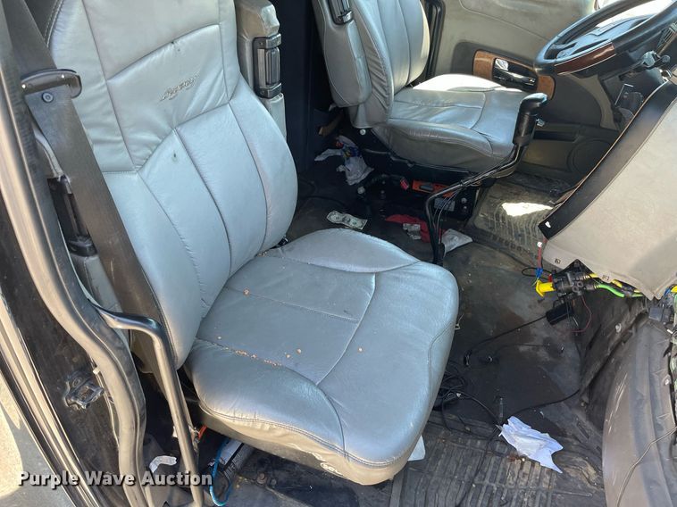 image for item LS9342 2010 International Prostar Premium Eagle  semi truck