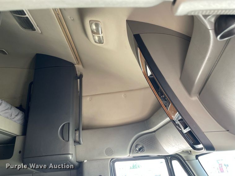 image for item LS9342 2010 International Prostar Premium Eagle  semi truck