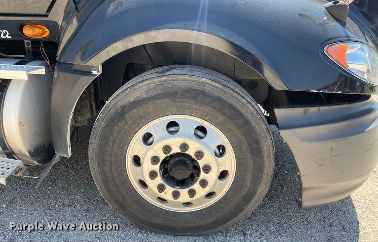 image for item LS9342 2010 International Prostar Premium Eagle  semi truck