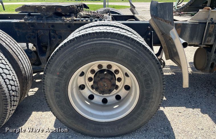 image for item LS9342 2010 International Prostar Premium Eagle  semi truck