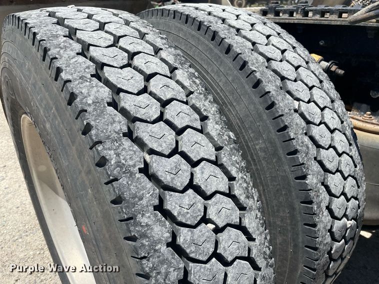 image for item LS9342 2010 International Prostar Premium Eagle  semi truck