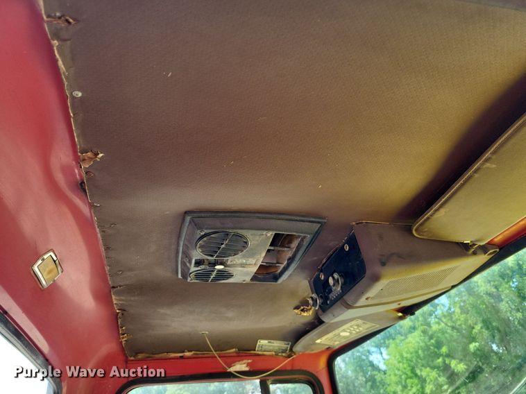 image for item LS9565 1978 Ford LT8000  semi truck