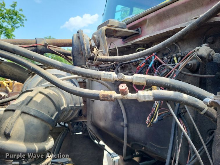 image for item LS9565 1978 Ford LT8000  semi truck