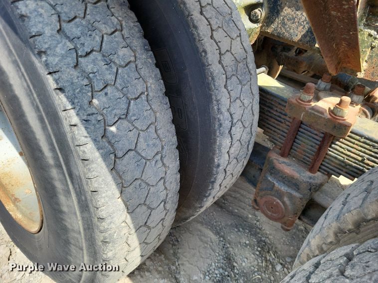 image for item LS9565 1978 Ford LT8000  semi truck