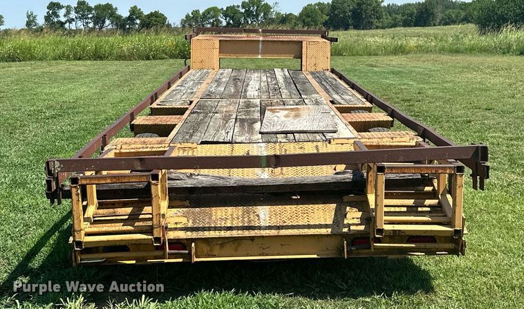 image for item MB9668 2005 Shop built  drop deck equipment trailer