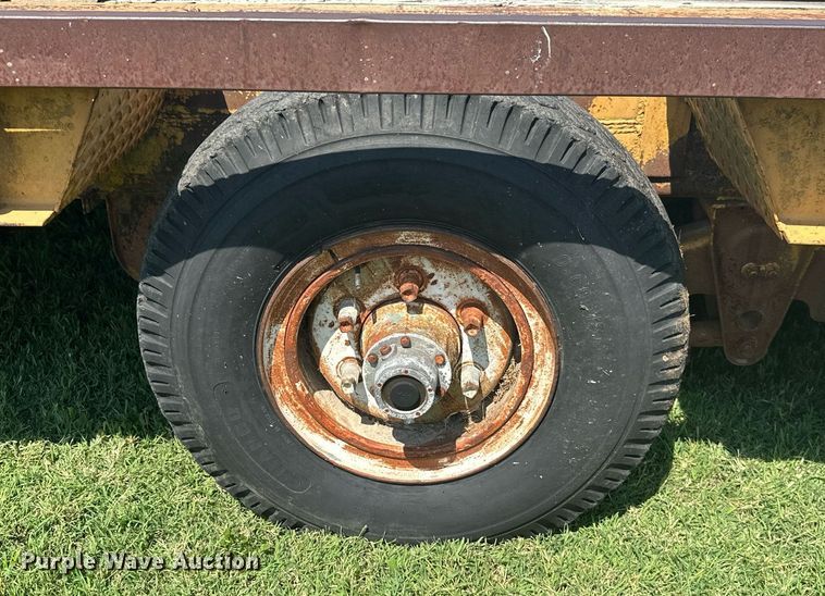 image for item MB9668 2005 Shop built  drop deck equipment trailer