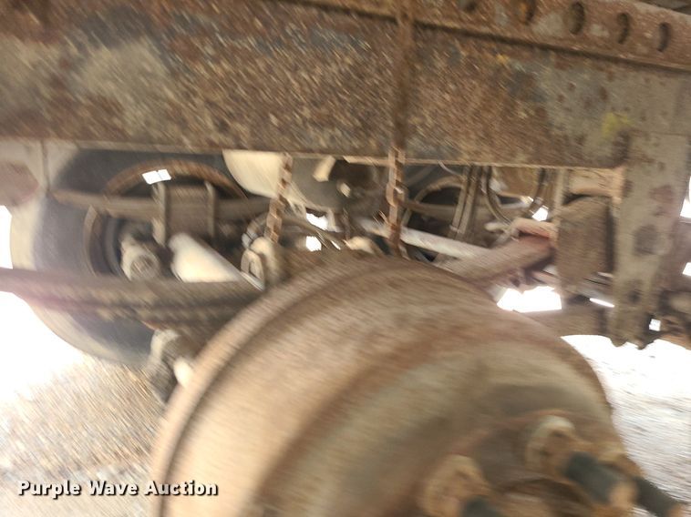 image for item MG9537 1995 Stoughton PVW-535T-S-C  dry van trailer